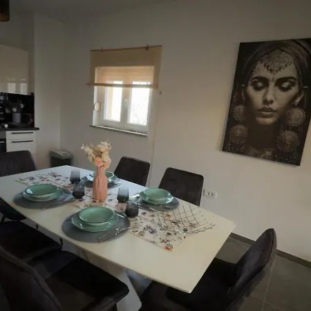 85m2 Silence And Near To Sea Apartment